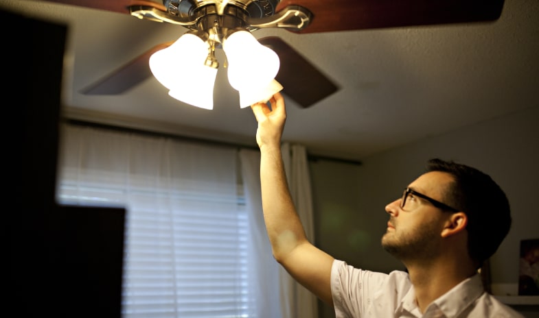 How to Troubleshoot Flickering Lights